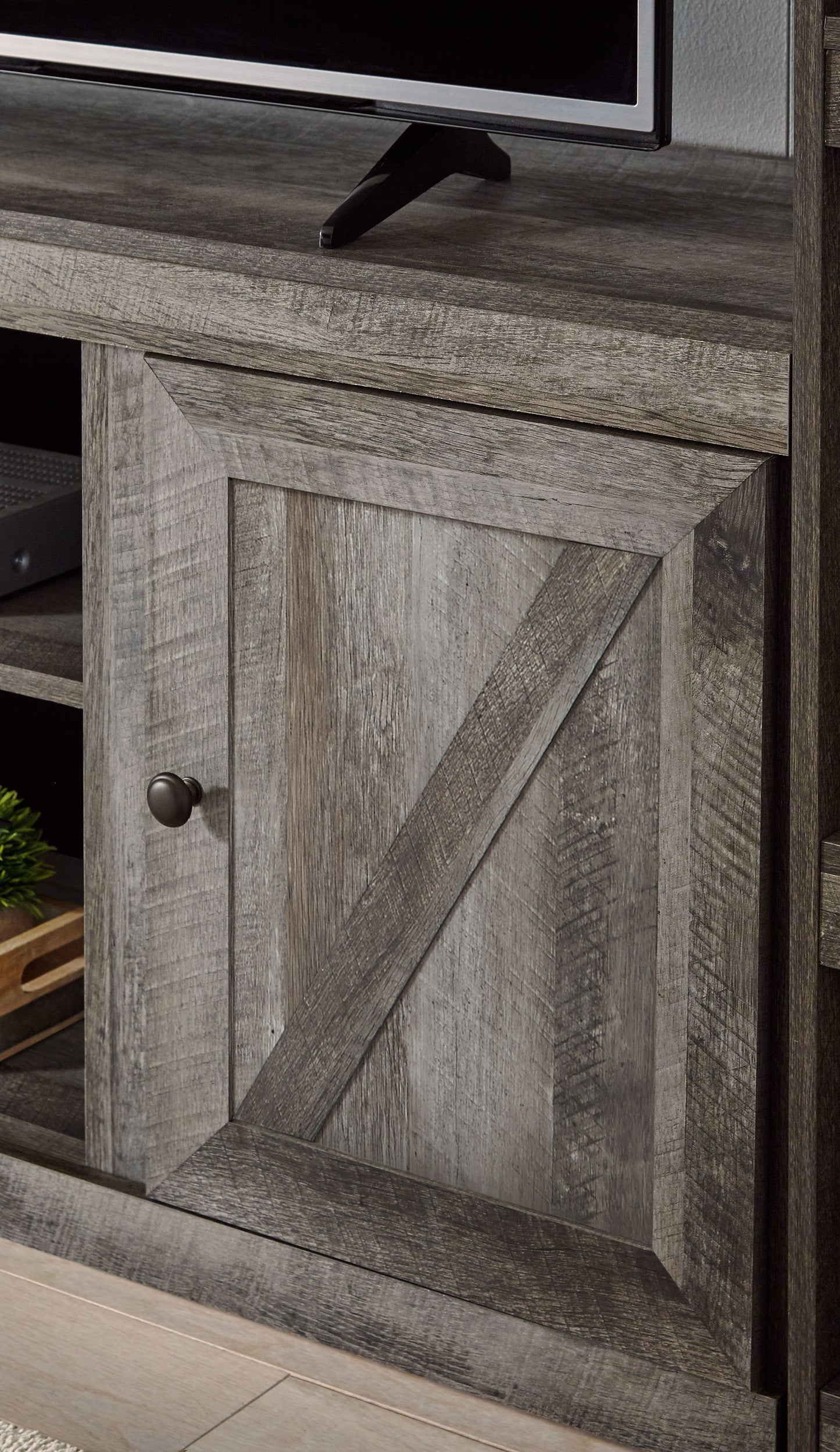 Wynnlow - 4-Piece Entertainment Center With LG TV Stand W/Fireplace Option - Gray